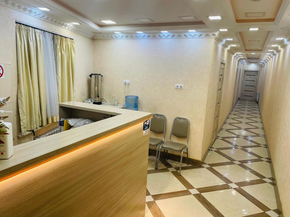 Imperial Otel Umanʼ Dış mekan fotoğraf